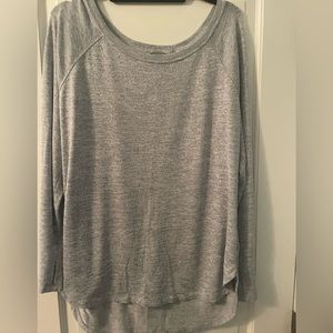 Athleta Athleisure Long Sleeve Top XL Work Travel Commute Heathered Gray.